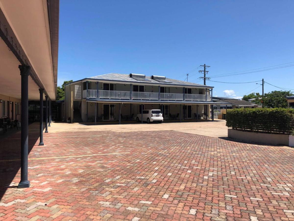 Hervey Bay Motel Exterior photo