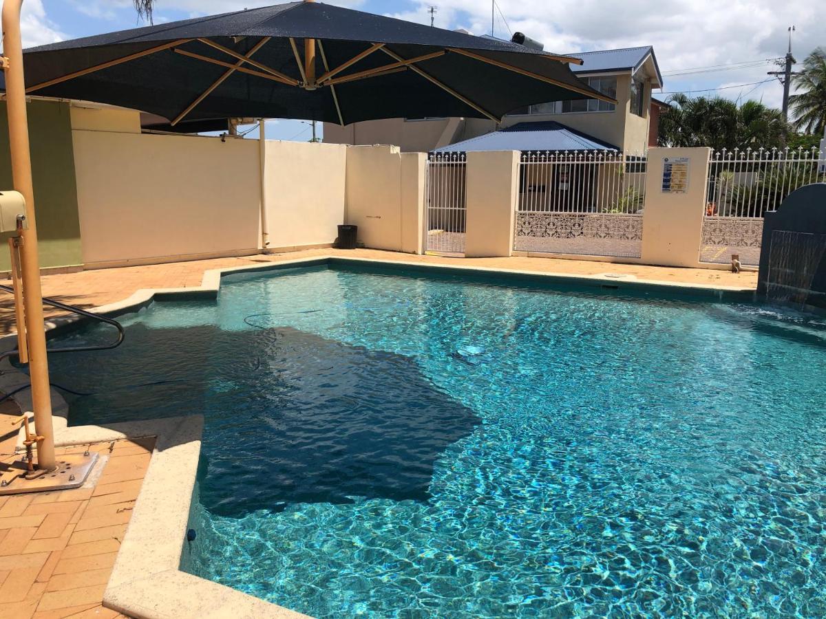 Hervey Bay Motel Exterior photo