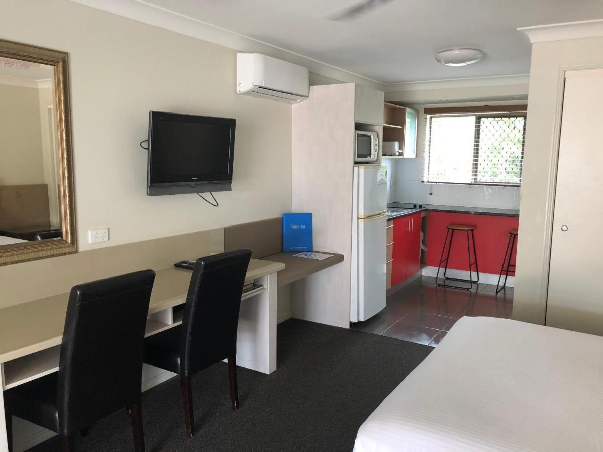 Hervey Bay Motel Exterior photo