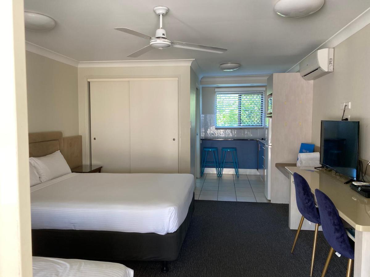 Hervey Bay Motel Exterior photo